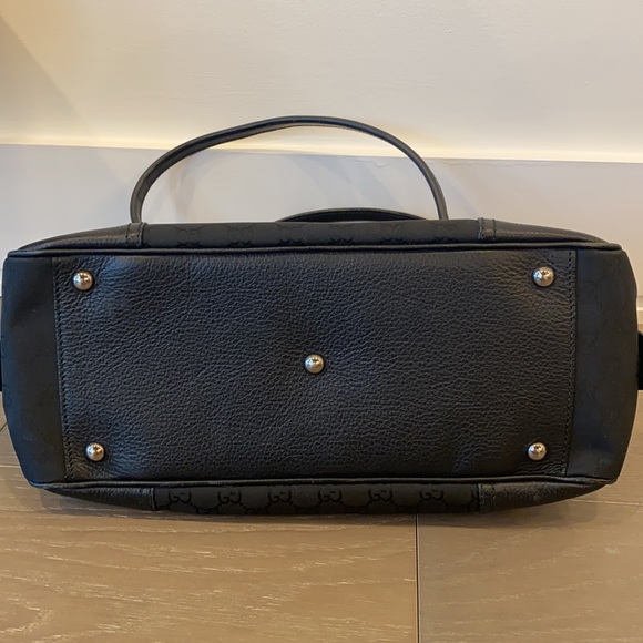 Gucci Handbag - Picture 3 of 9